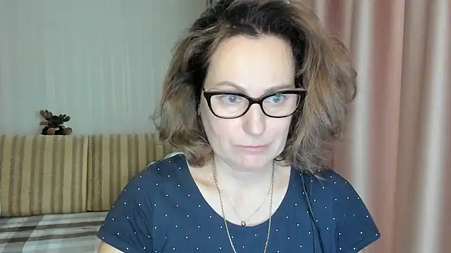 lauraoven online show from 1, 3, 2025