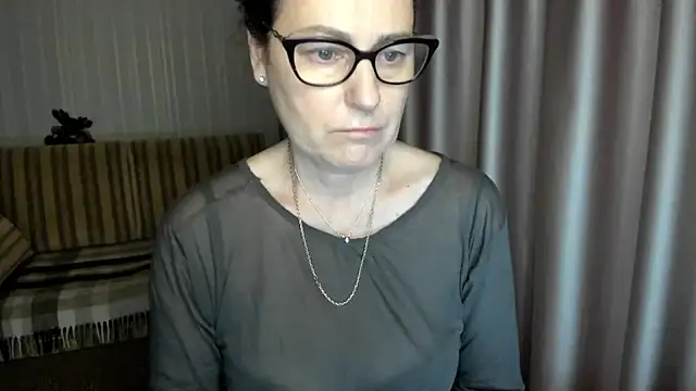 lauraoven online show from 21, 12, 2025