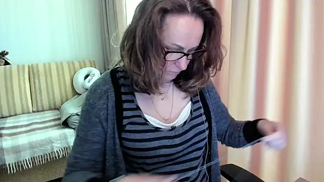 lauraoven online show from 3, 6, 2026