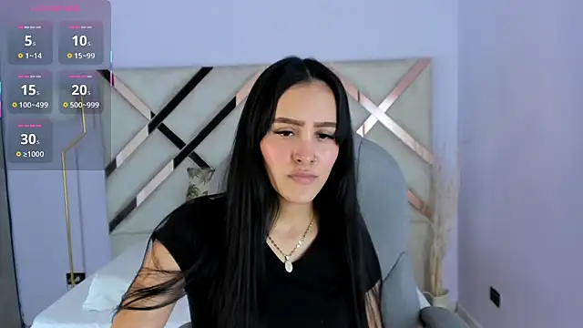 tati saldarriaga online show from 12, 11, 2025