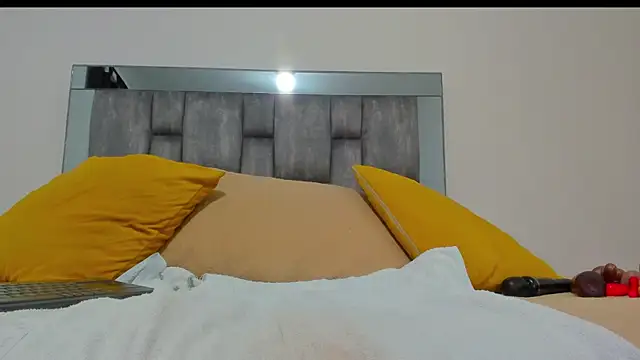 alyssia ocean online show from 4, 11, 2025