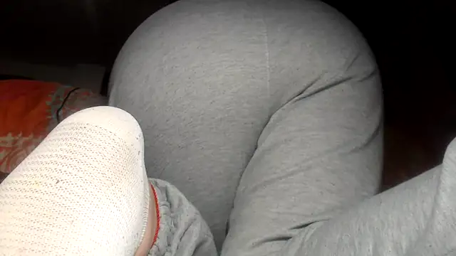 prettyangelsquirt online show from 15, 1, 2026