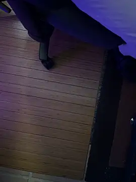 JohnnyBigShot online show from 12, 4, 2026