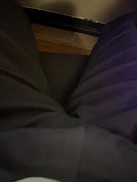 Snapshot of JohnnyBigShot chatting on 2, 10, 2025 JohnnyBigShot online show from 2, 10, 2025