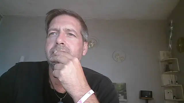 matrikes1 online show from 15, 10, 2025