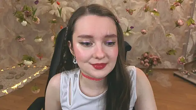 Snapshot of CloudGrace chatting on 7, 6, 2026 CloudGrace online show from 7, 6, 2026