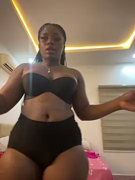 Snapshot of Sweetbootty chatting on 28, 9, 2025 Sweetbootty online show from 28, 9, 2025