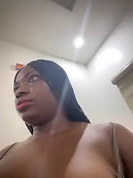 Snapshot of Sweetbootty chatting on 16, 9, 2025 Sweetbootty online show from 16, 9, 2025