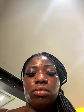 Snapshot of Sweetbootty chatting on 30, 9, 2025 Sweetbootty online show from 30, 9, 2025