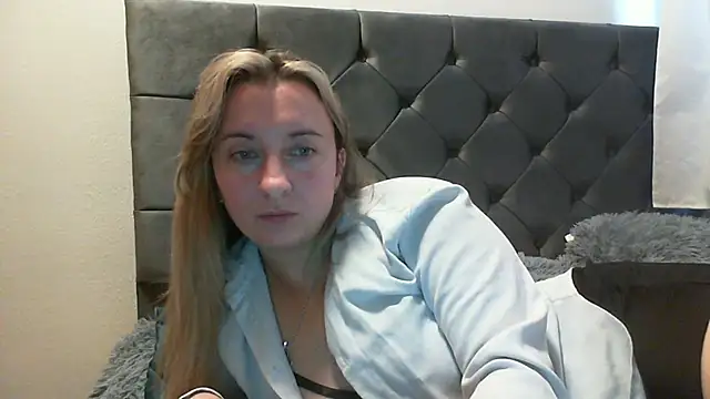 SusanCurt online show from 28, 10, 2025