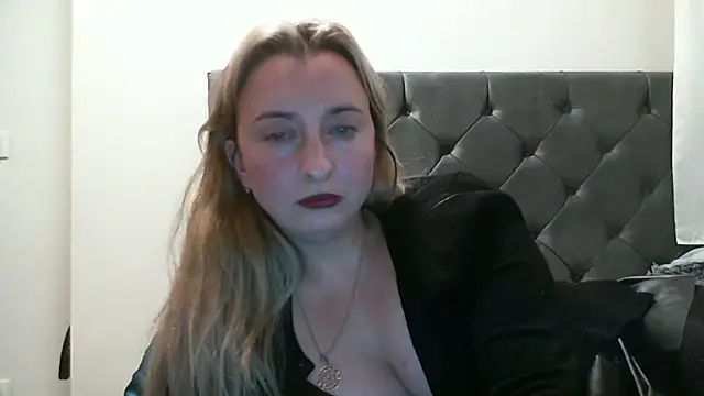 SusanCurt online show from 30, 10, 2025