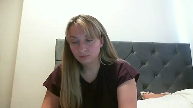 SusanCurt online show from 4, 11, 2025