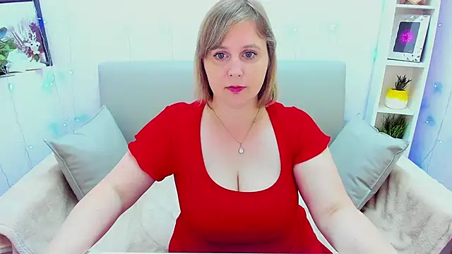 Erika Lov online show from 6, 6, 2026