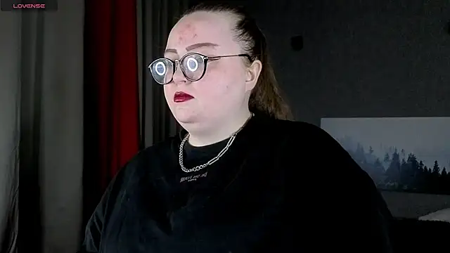 EMMA  CONNOR online show from 21, 11, 2025