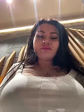 Wet  Bunny online show from 15, 2, 2025