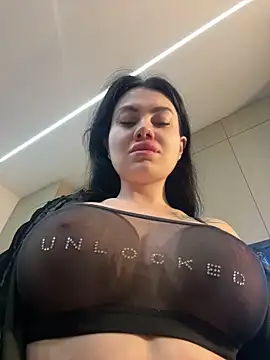 Wet  Bunny online show from 18, 11, 2025