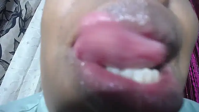 crystalbxx online show from 12, 7, 2026