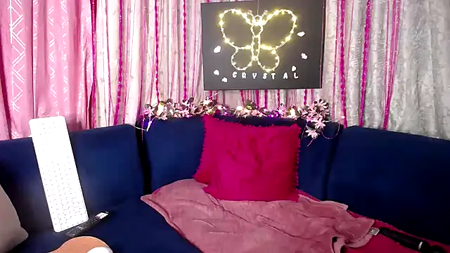 crystalbxx online show from 24, 3, 2026