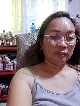 Snapshot of asianwet4u chatting on 21, 11, 2025 asianwet4u online show from 21, 11, 2025