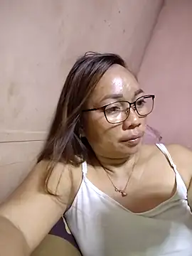 asianwet4u online show from 8, 3, 2026