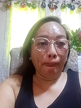 Snapshot of asianwet4u chatting on 4, 11, 2025 asianwet4u online show from 4, 11, 2025