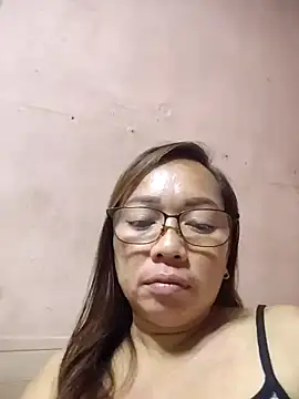 asianwet4u online show from 12, 4, 2026