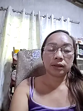 Snapshot of asianwet4u chatting on 25, 10, 2025 asianwet4u online show from 25, 10, 2025