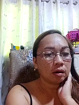 Snapshot of asianwet4u chatting on 16, 10, 2025 asianwet4u online show from 16, 10, 2025