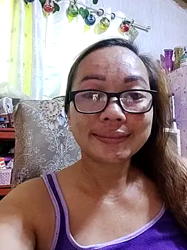 Snapshot of asianwet4u chatting on 4, 12, 2025 asianwet4u online show from 4, 12, 2025