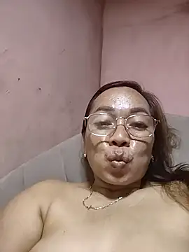 Snapshot of asianwet4u chatting on 26, 11, 2025 asianwet4u online show from 26, 11, 2025