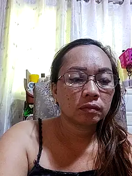 Snapshot of asianwet4u chatting on 20, 10, 2025 asianwet4u online show from 20, 10, 2025