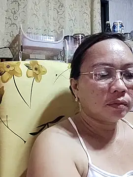 asianwet4u online show from 6, 3, 2025