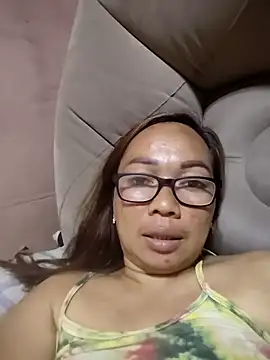 asianwet4u online show from 5, 12, 2025