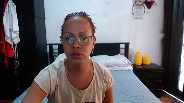 Snapshot of sensual_nataliee chatting on 13, 10, 2025 sensual nataliee online show from 13, 10, 2025