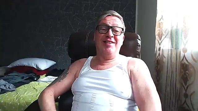 RobertStripX online show from 4, 2, 2025