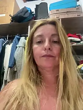 moniquerainx online show from 17, 3, 2026