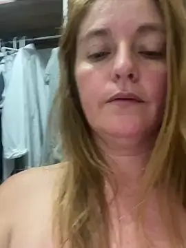 moniquerainx online show from 19, 2, 2025