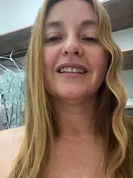 moniquerainx online show from 27, 2, 2025
