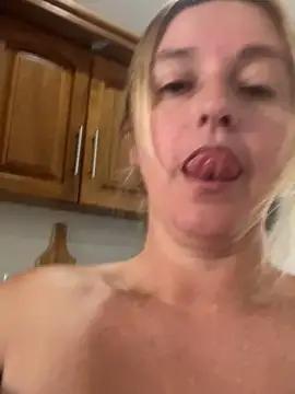 moniquerainx online show from 3, 3, 2026