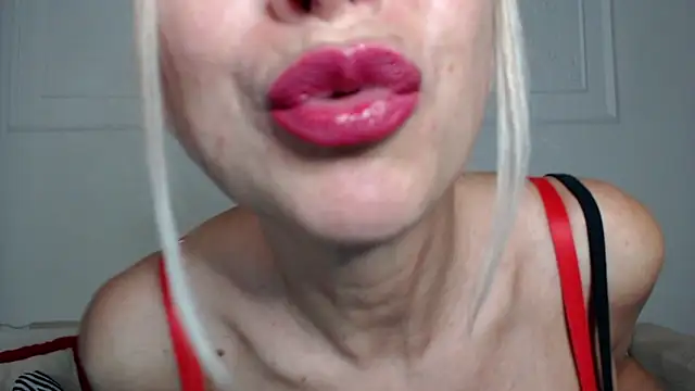 Snapshot of anastasiia1222 chatting on 18, 6, 2026 anastasiia1222 online show from 18, 6, 2026
