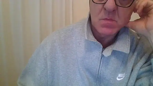 ANONIMO7735 online show from 4, 2, 2026