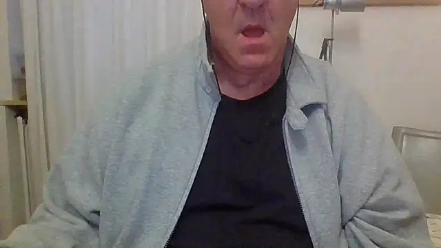 ANONIMO7735 online show from 18, 10, 2025