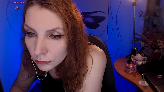 JohansonKatie online show from 26, 11, 2025