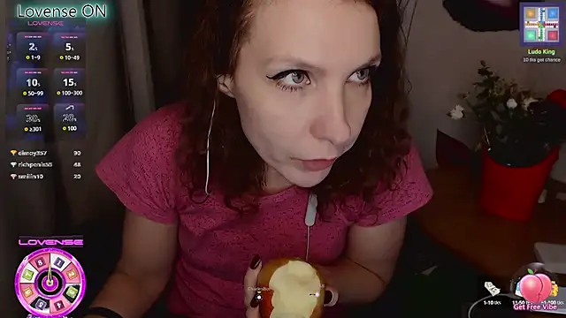 JohansonKatie online show from 25, 2, 2025