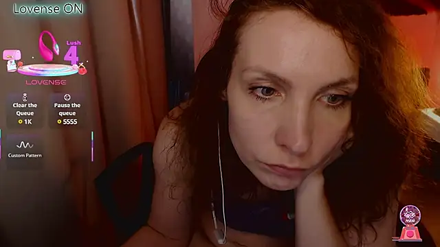 JohansonKatie online show from 12, 3, 2025
