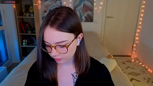 MilenaSaint online show from 21, 4, 2026