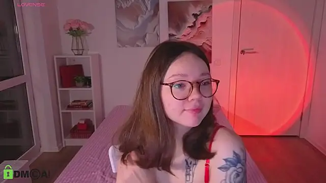 MilenaSaint online show from 3, 11, 2025