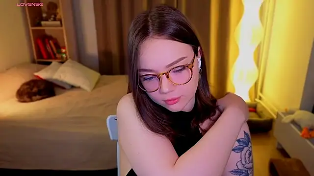 MilenaSaint online show from 4, 4, 2026