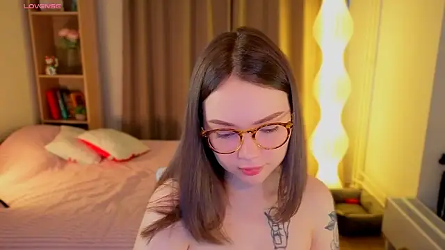 MilenaSaint online show from 25, 3, 2026