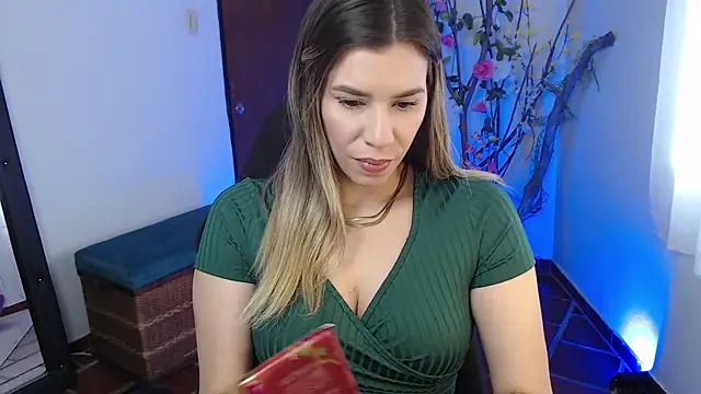 ms sofia x online show from 14, 10, 2025